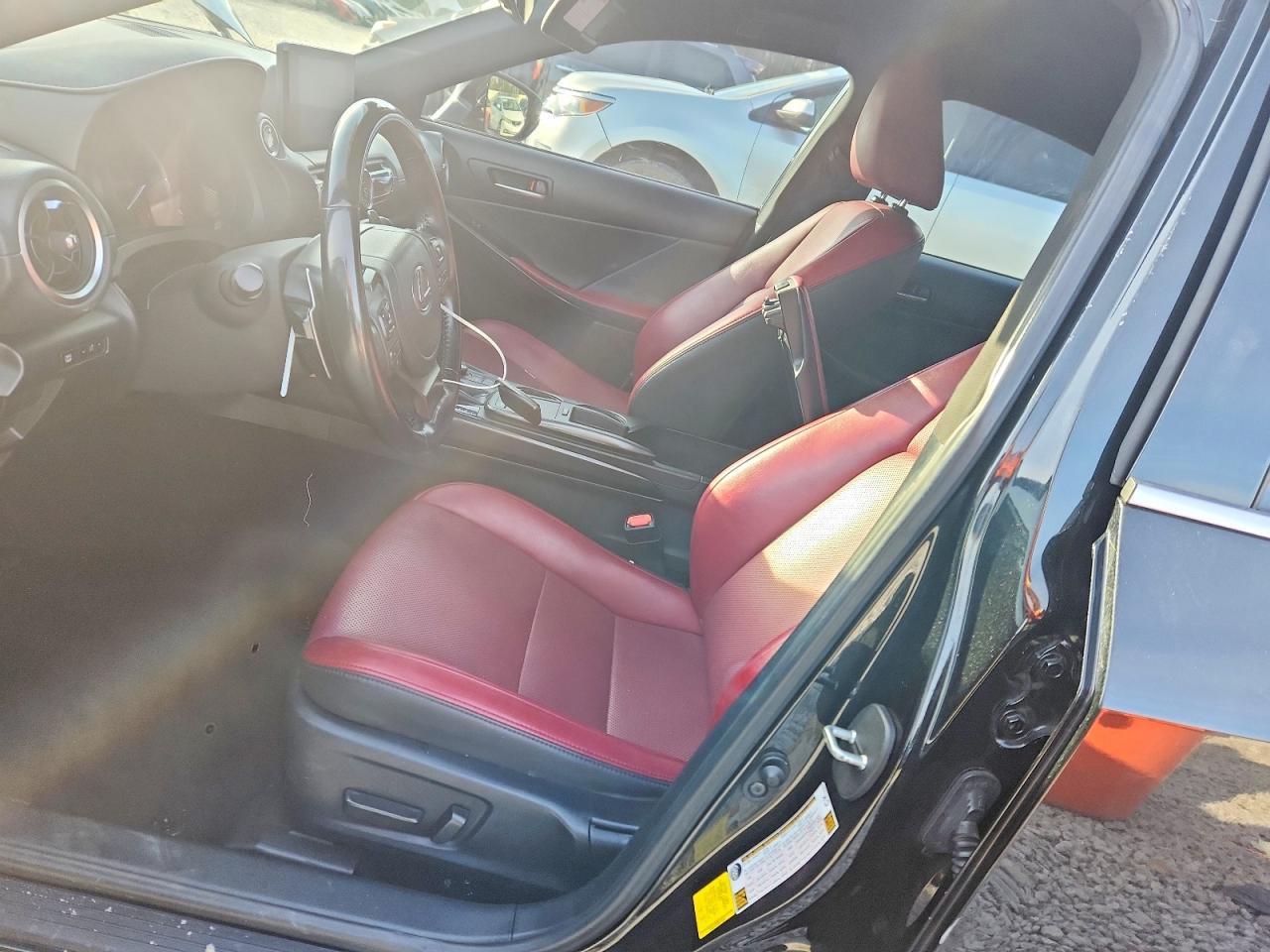 2021 LEXUS IS 300