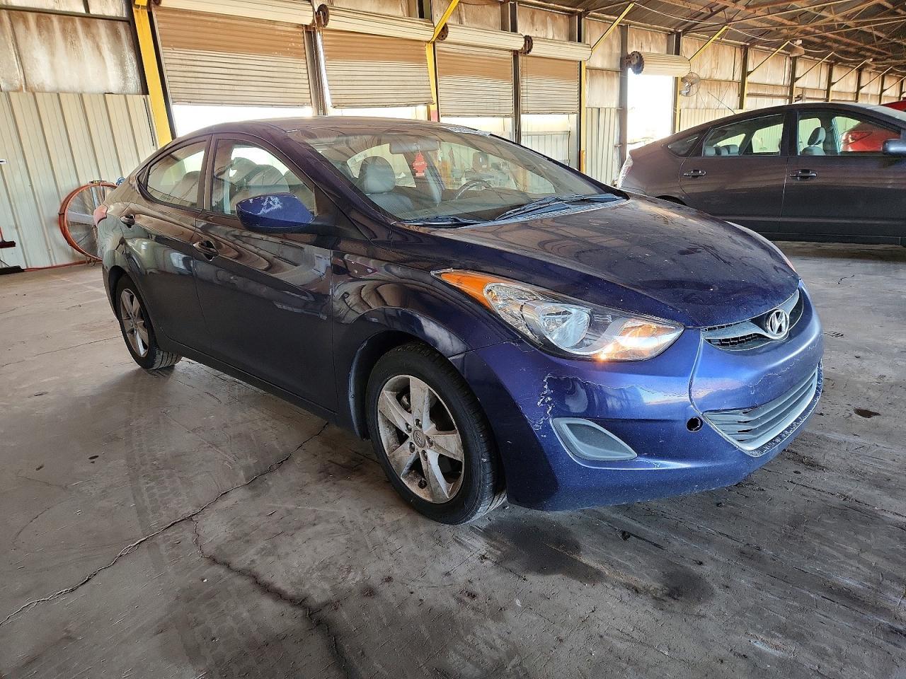 2011 HYUNDAI ELANTRA