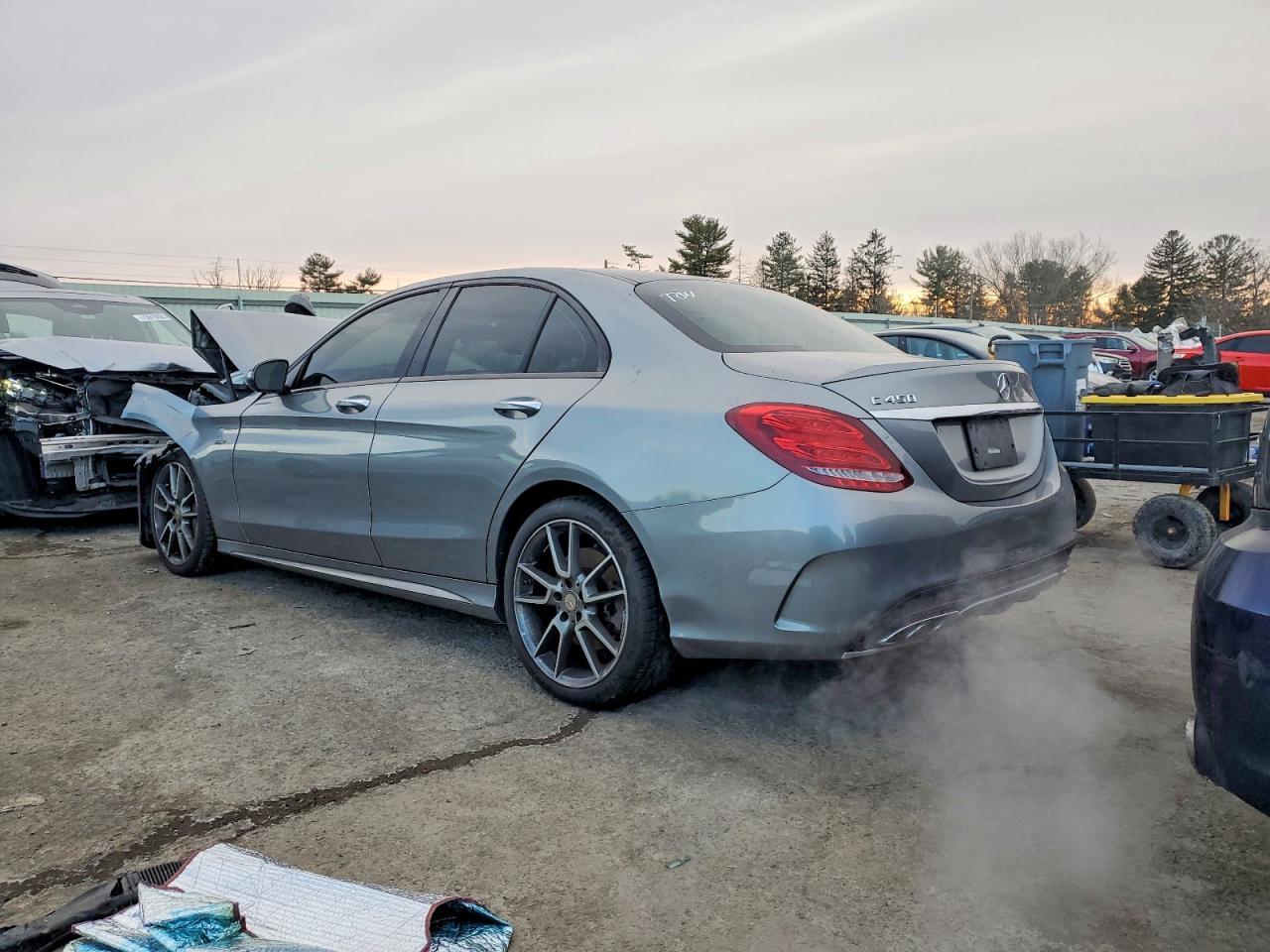2016 MERCEDES-BENZ C-CLASS