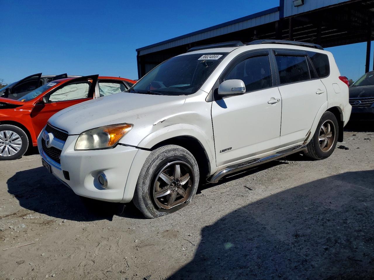 2011 TOYOTA RAV4
