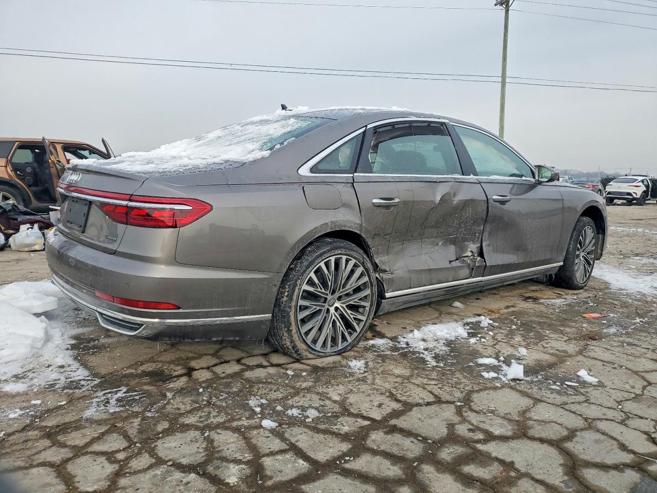 2019 AUDI A8