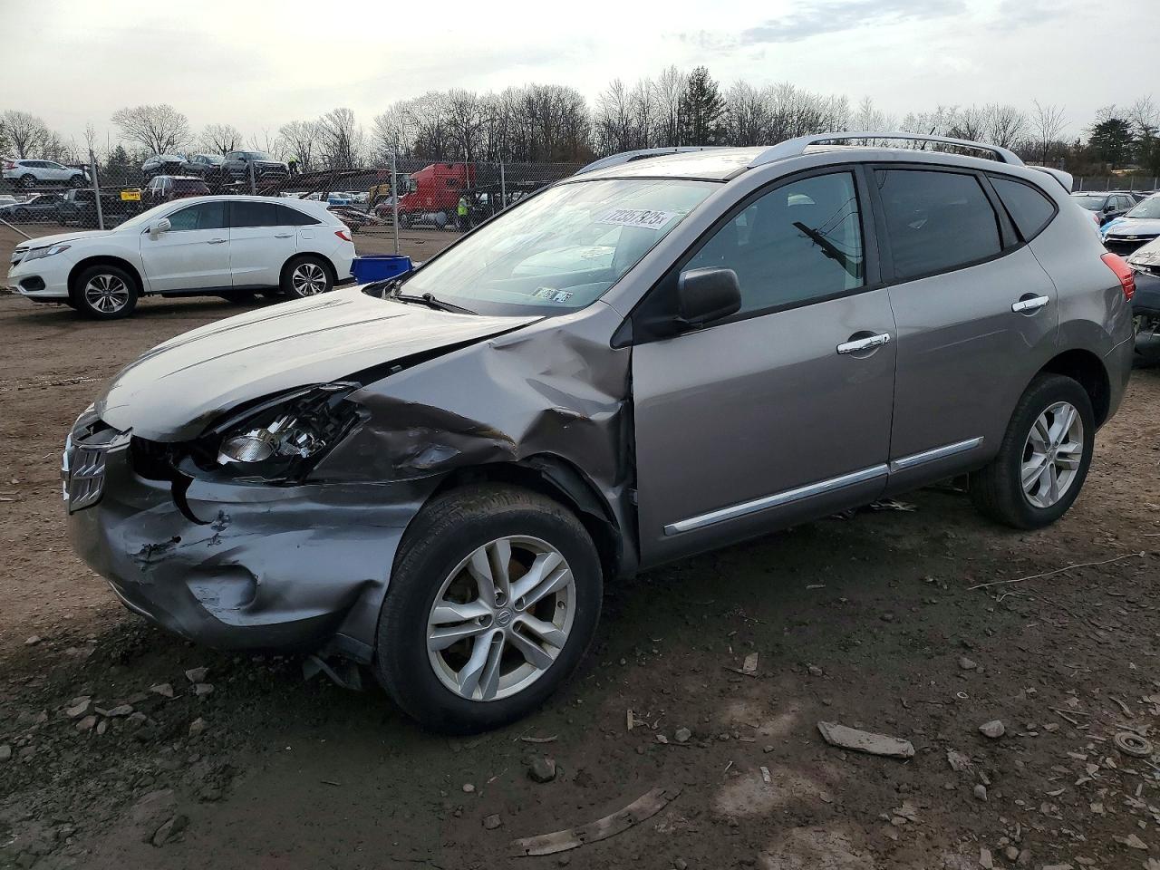 2015 NISSAN ROGUE