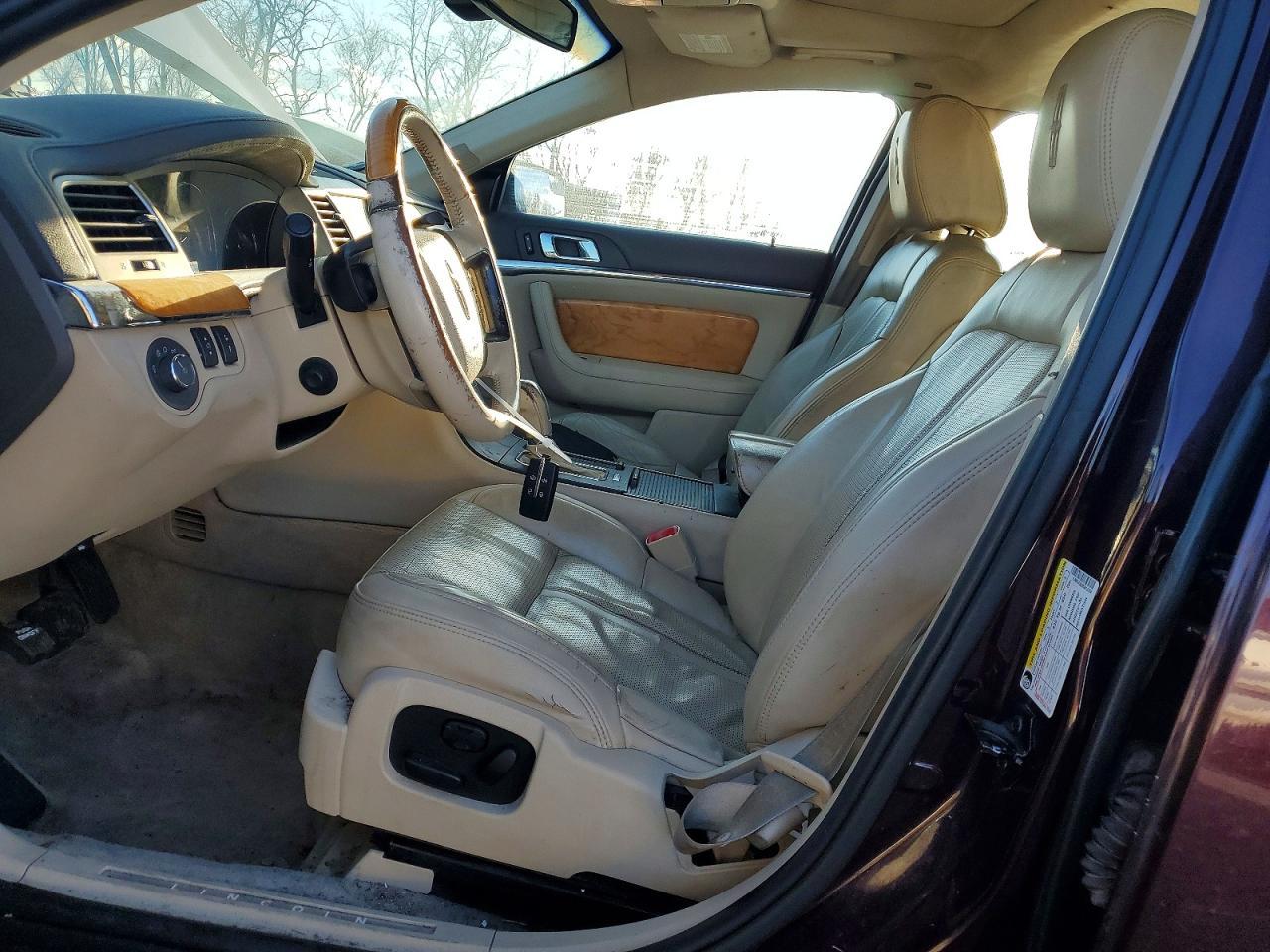2011 LINCOLN MKS
