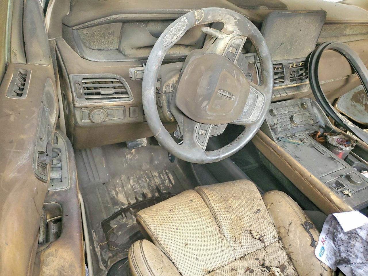 2020 LINCOLN Navigator