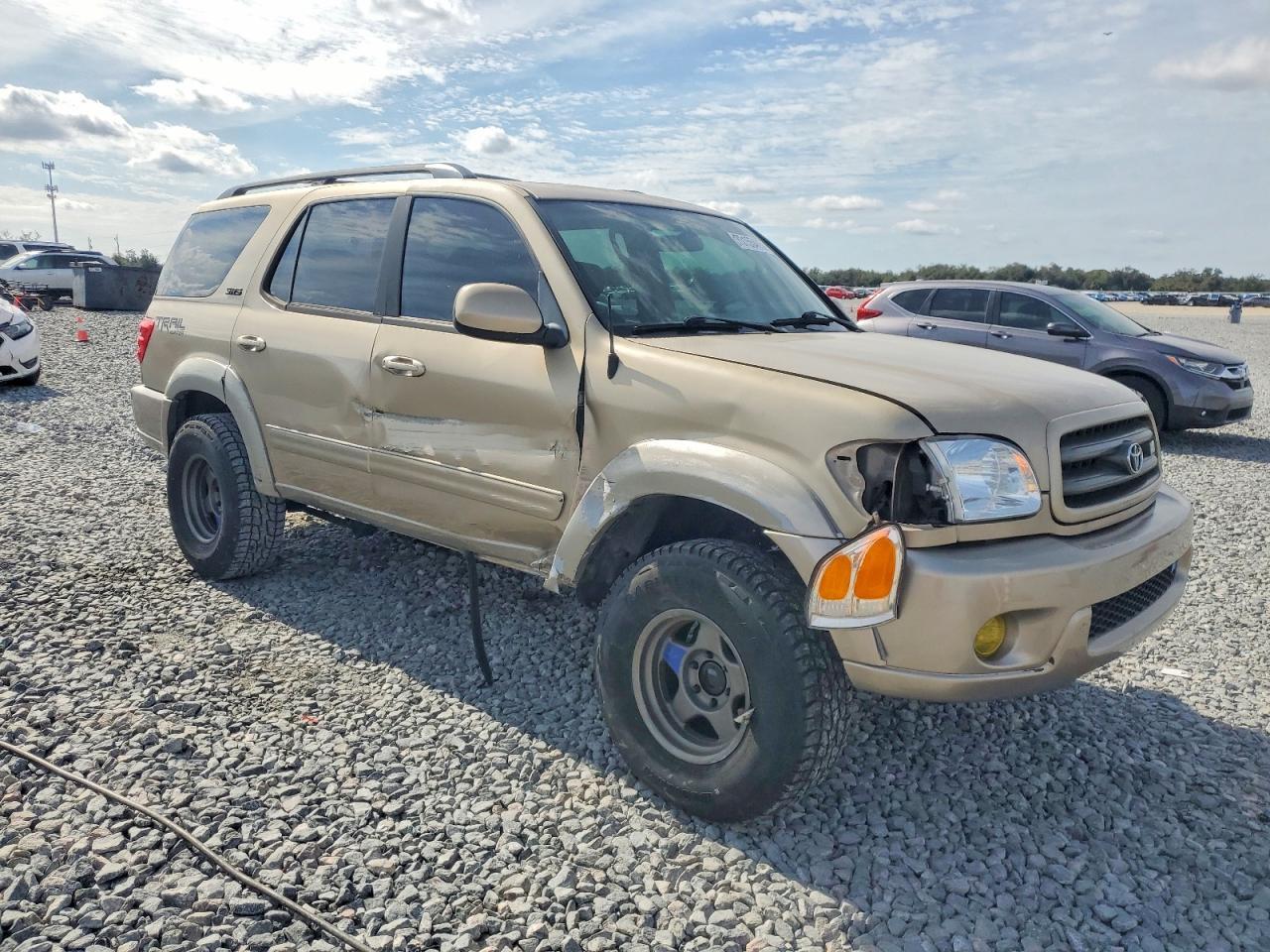 2004 TOYOTA Sequoia