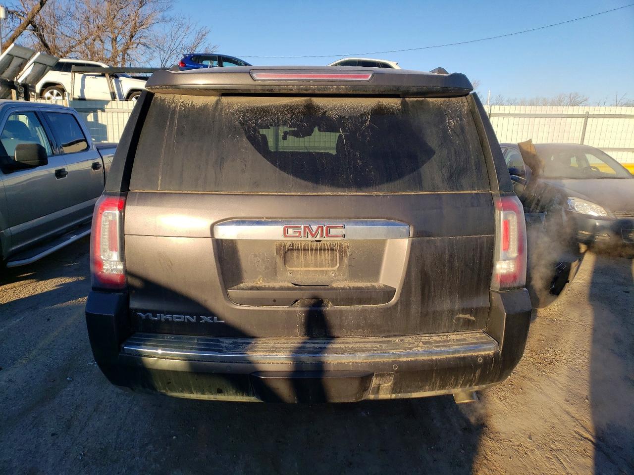2016 GMC Yukon XL