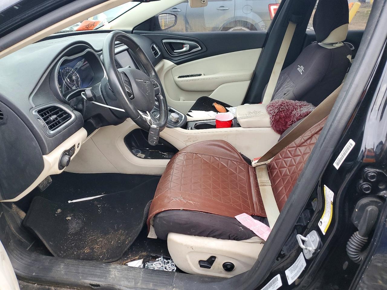 2016 CHRYSLER 200