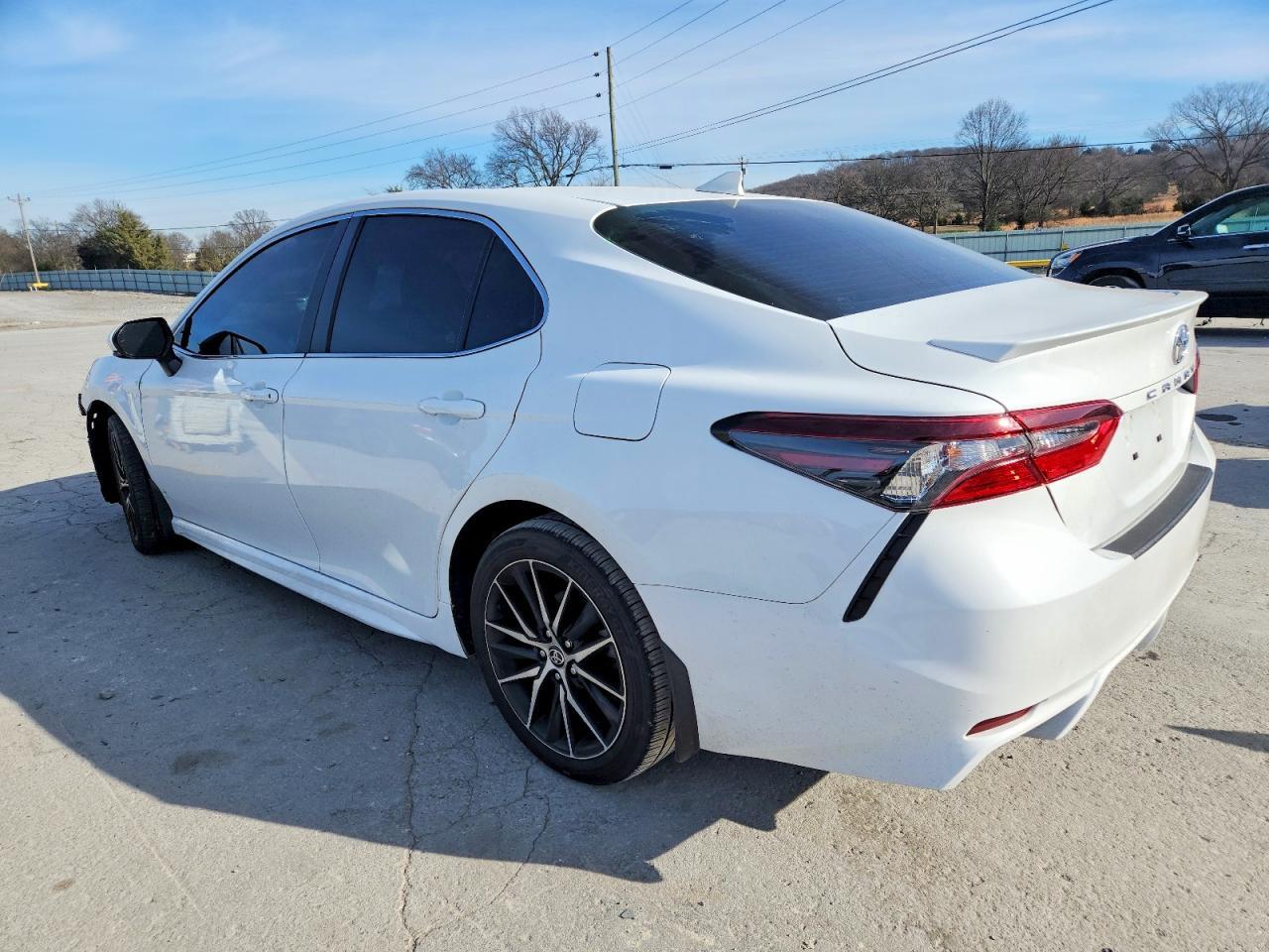 2024 TOYOTA CAMRY