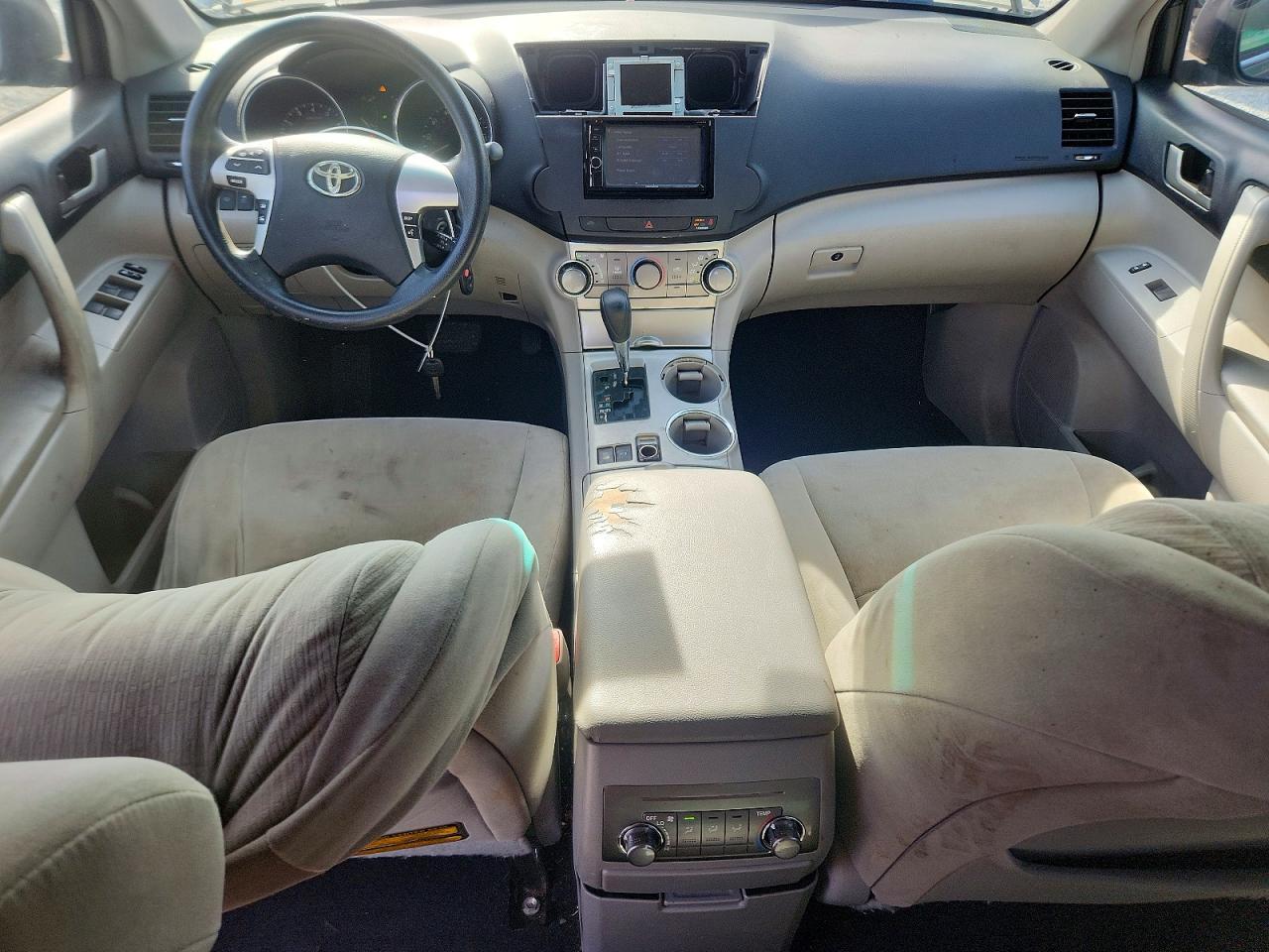 2012 TOYOTA HIGHLANDER