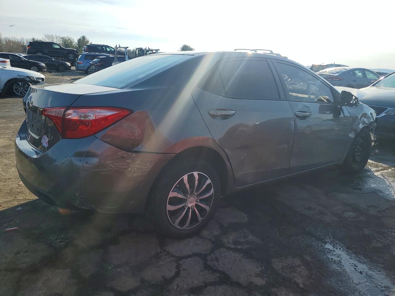 2017 TOYOTA COROLLA