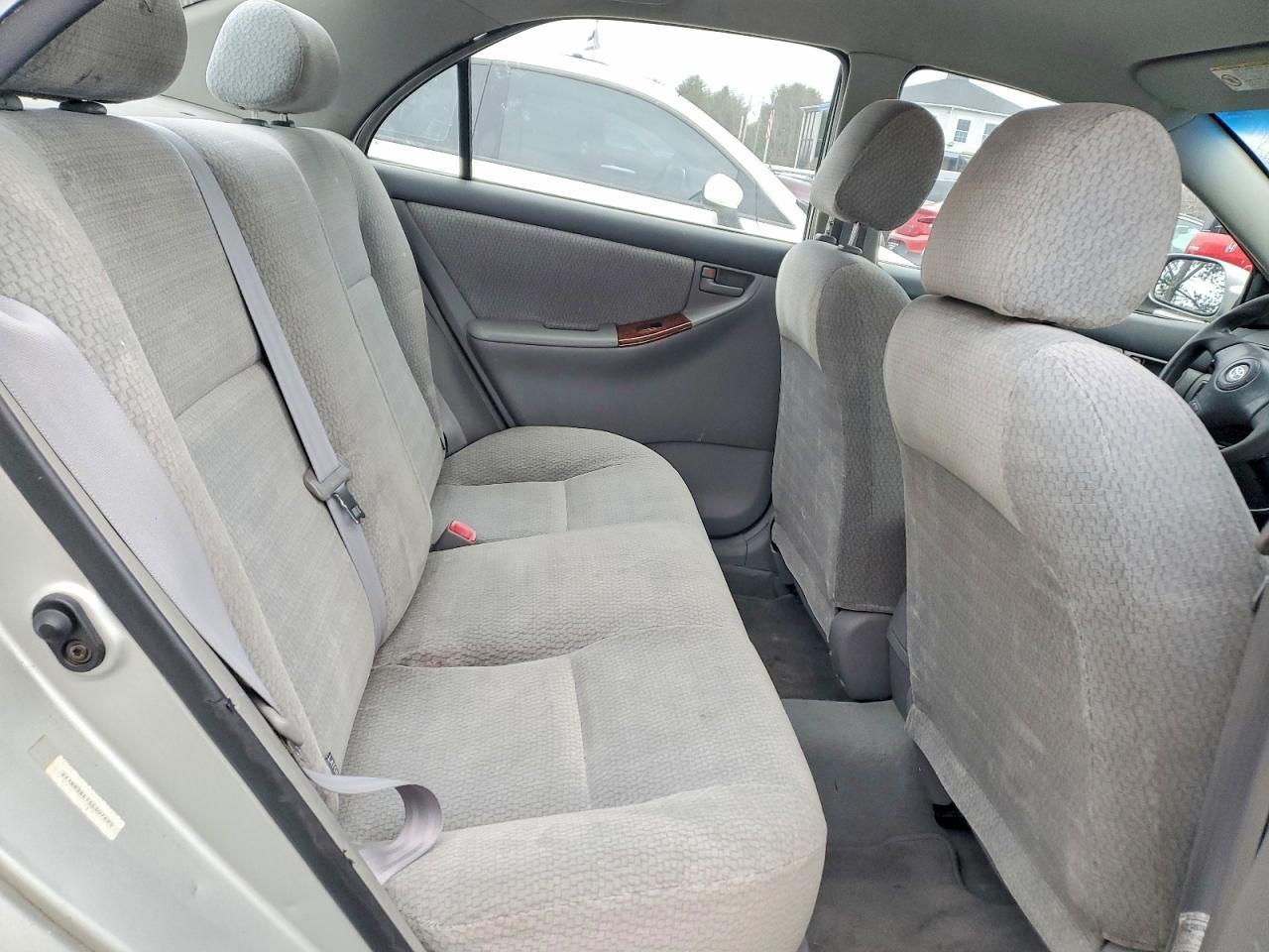 2004 TOYOTA COROLLA