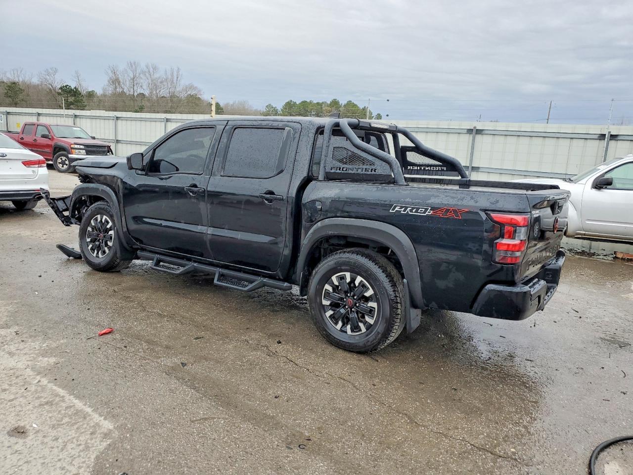 2022 NISSAN Frontier