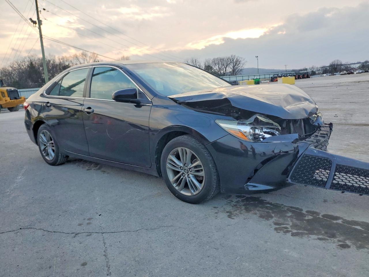 2015 TOYOTA CAMRY