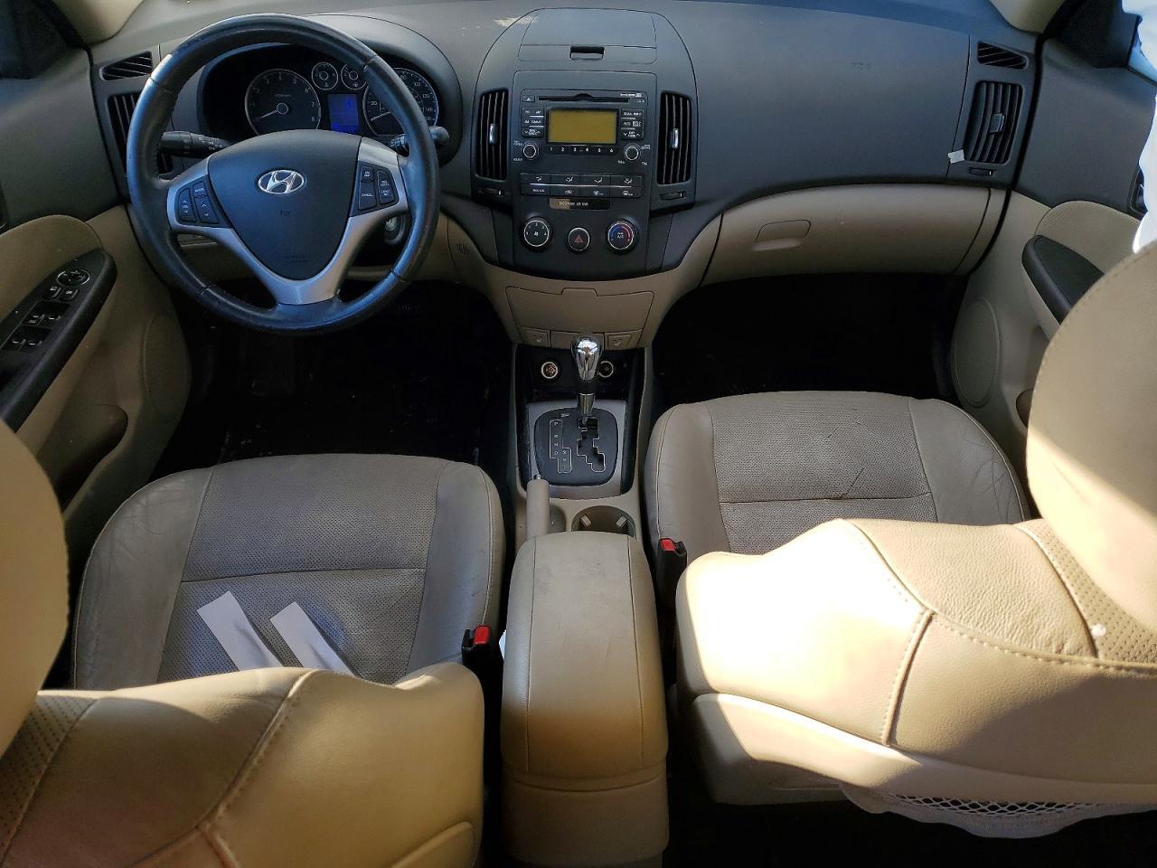2012 HYUNDAI ELANTRA