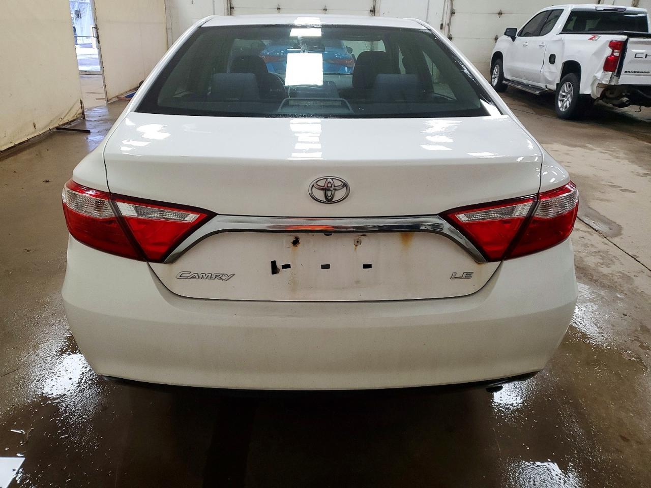 2015 TOYOTA CAMRY