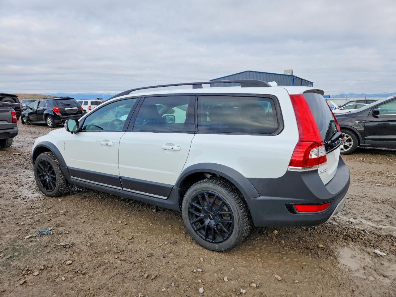 2016 VOLVO XC70