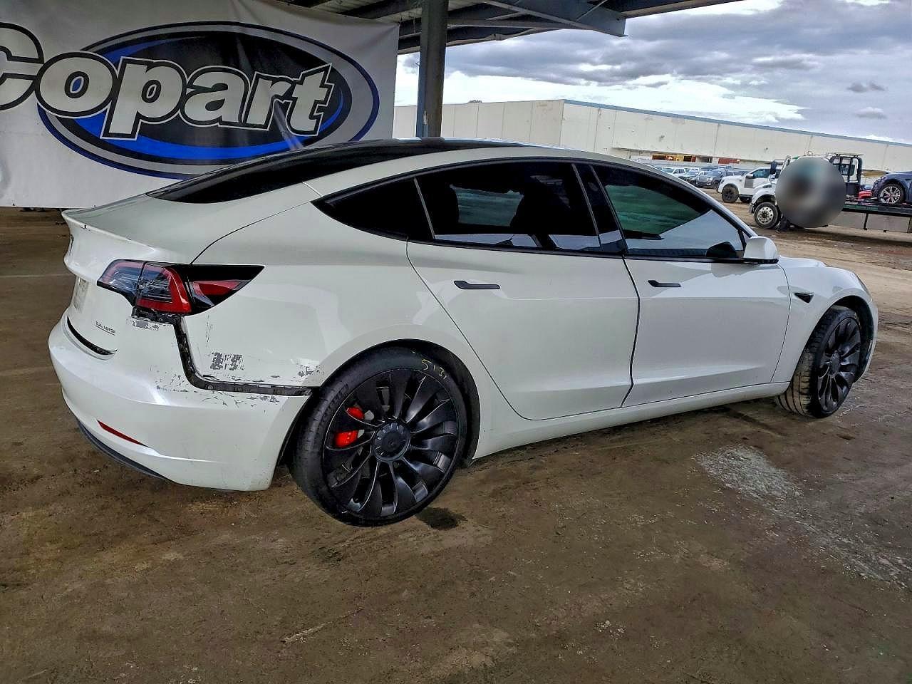 2023 TESLA MODEL 3
