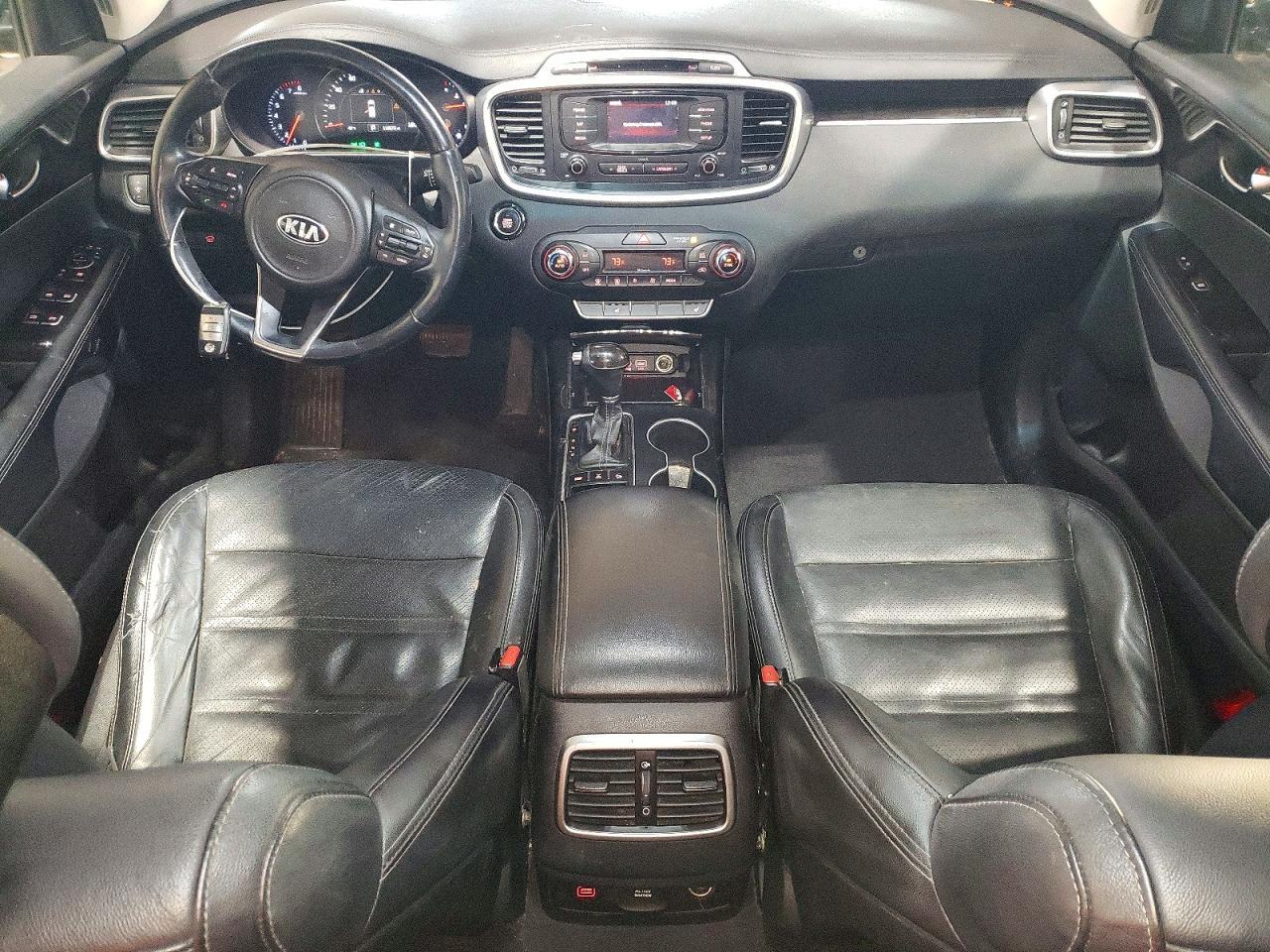 2016 KIA SORENTO