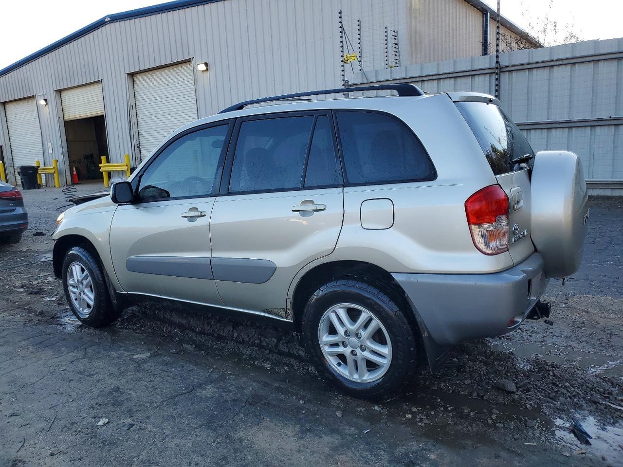 2001 TOYOTA RAV4