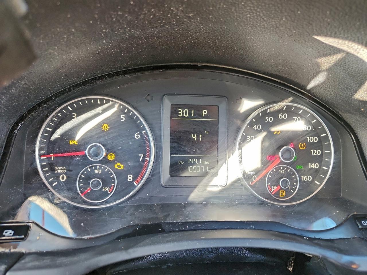 2010 VOLKSWAGEN JETTA