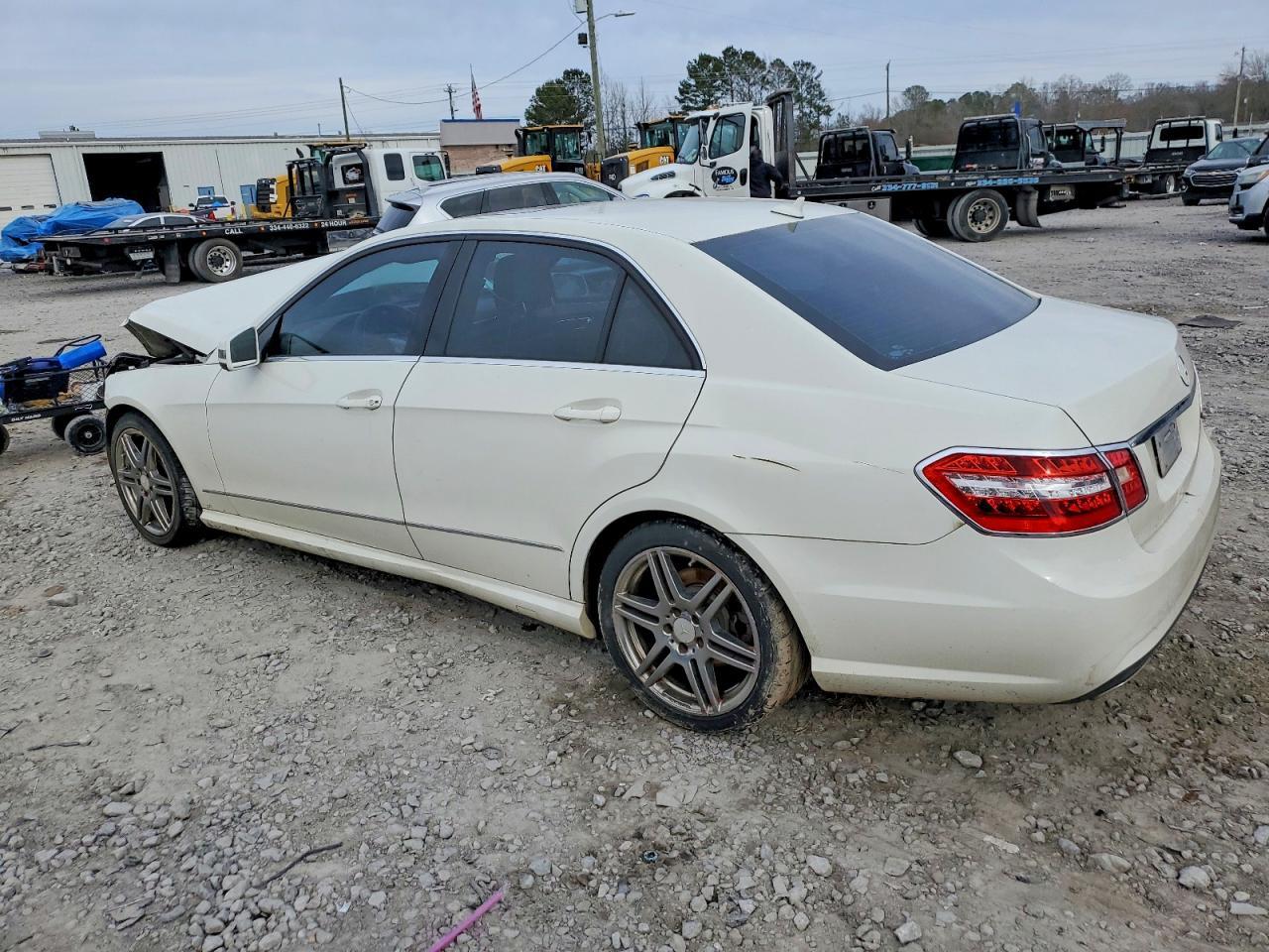 2010 MERCEDES-BENZ E-Class