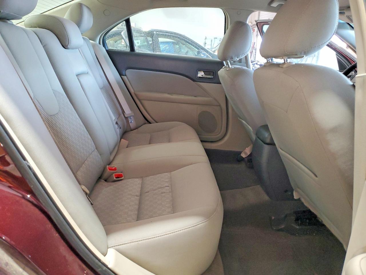 2011 FORD FUSION