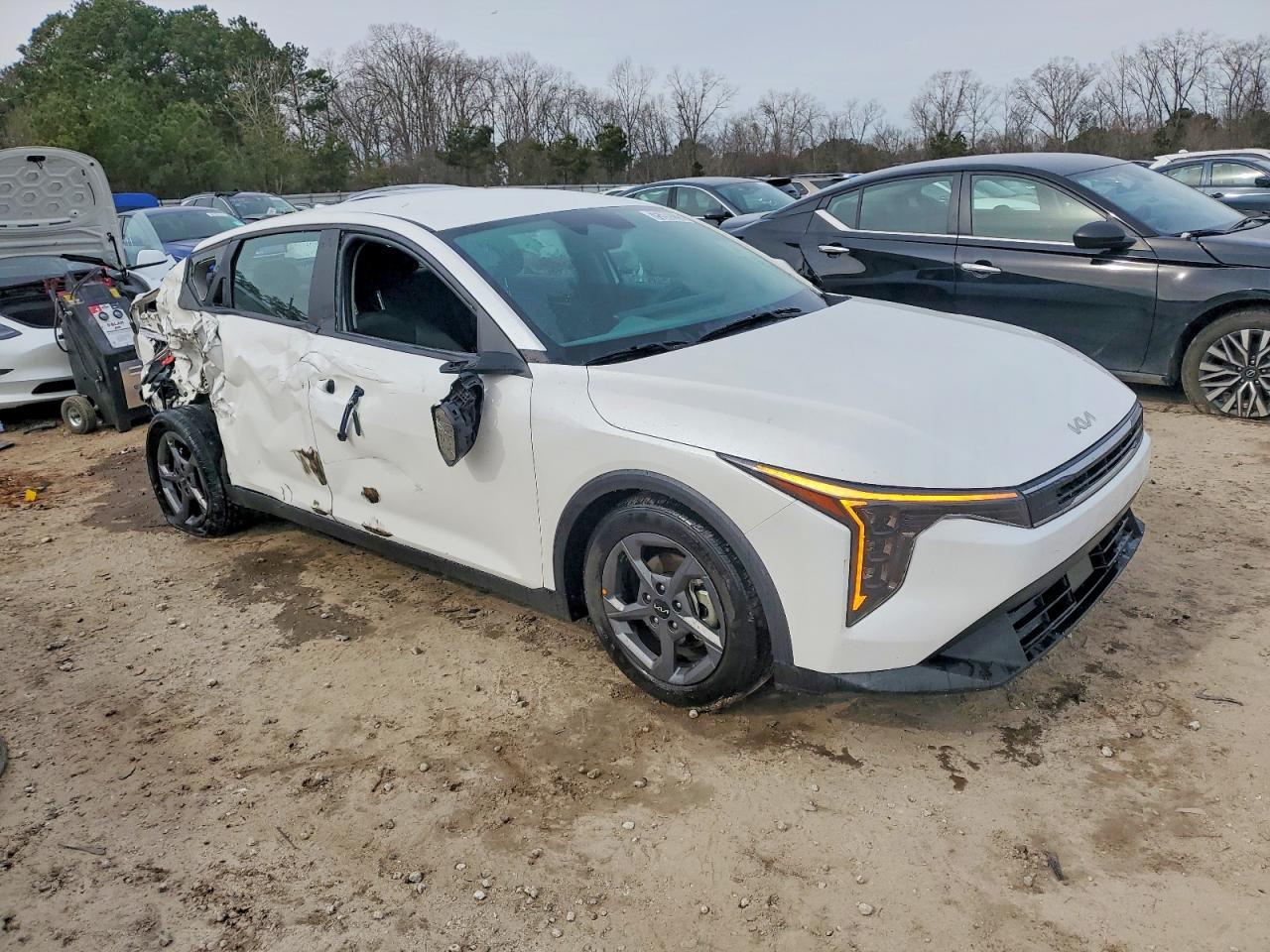2025 KIA K4