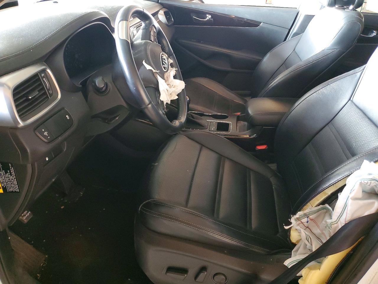 2016 KIA SORENTO
