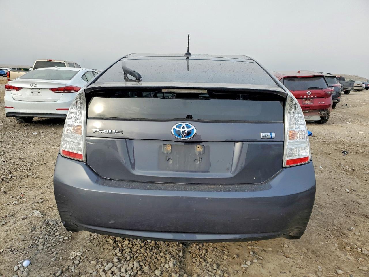 2011 TOYOTA PRIUS