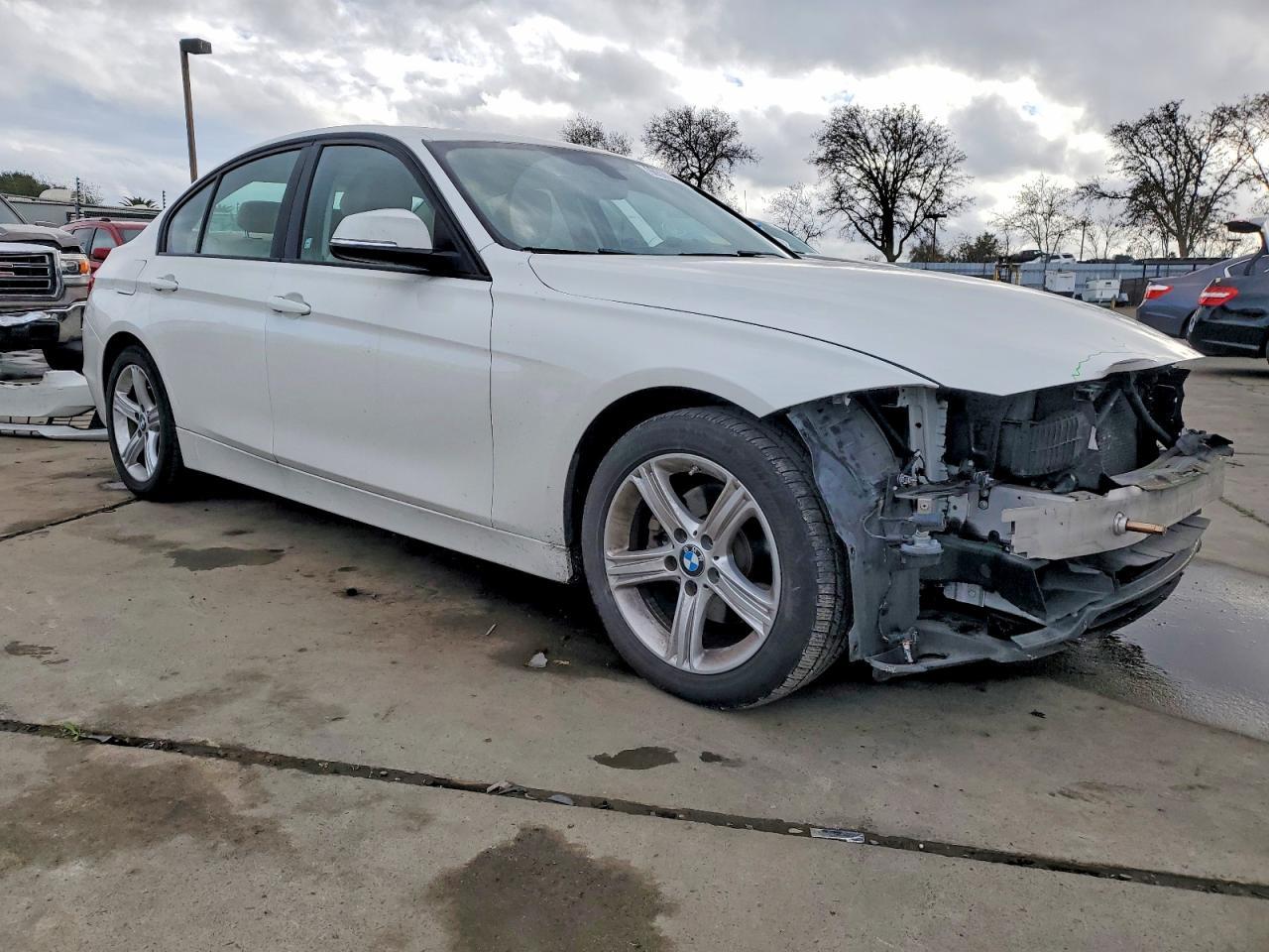 2014 BMW 3 SERIES