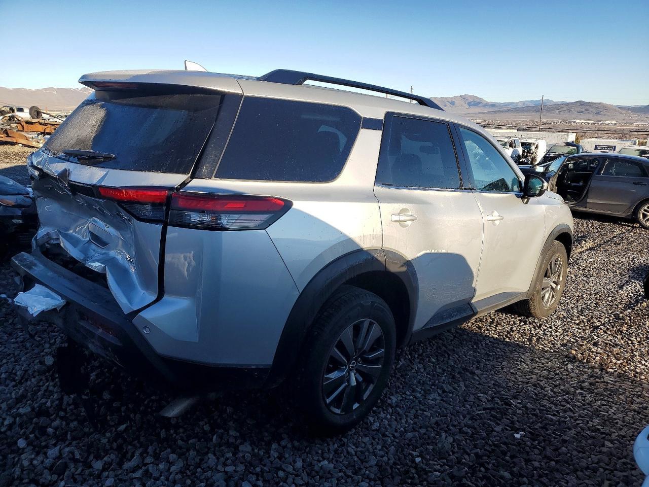 2024 NISSAN PATHFINDER