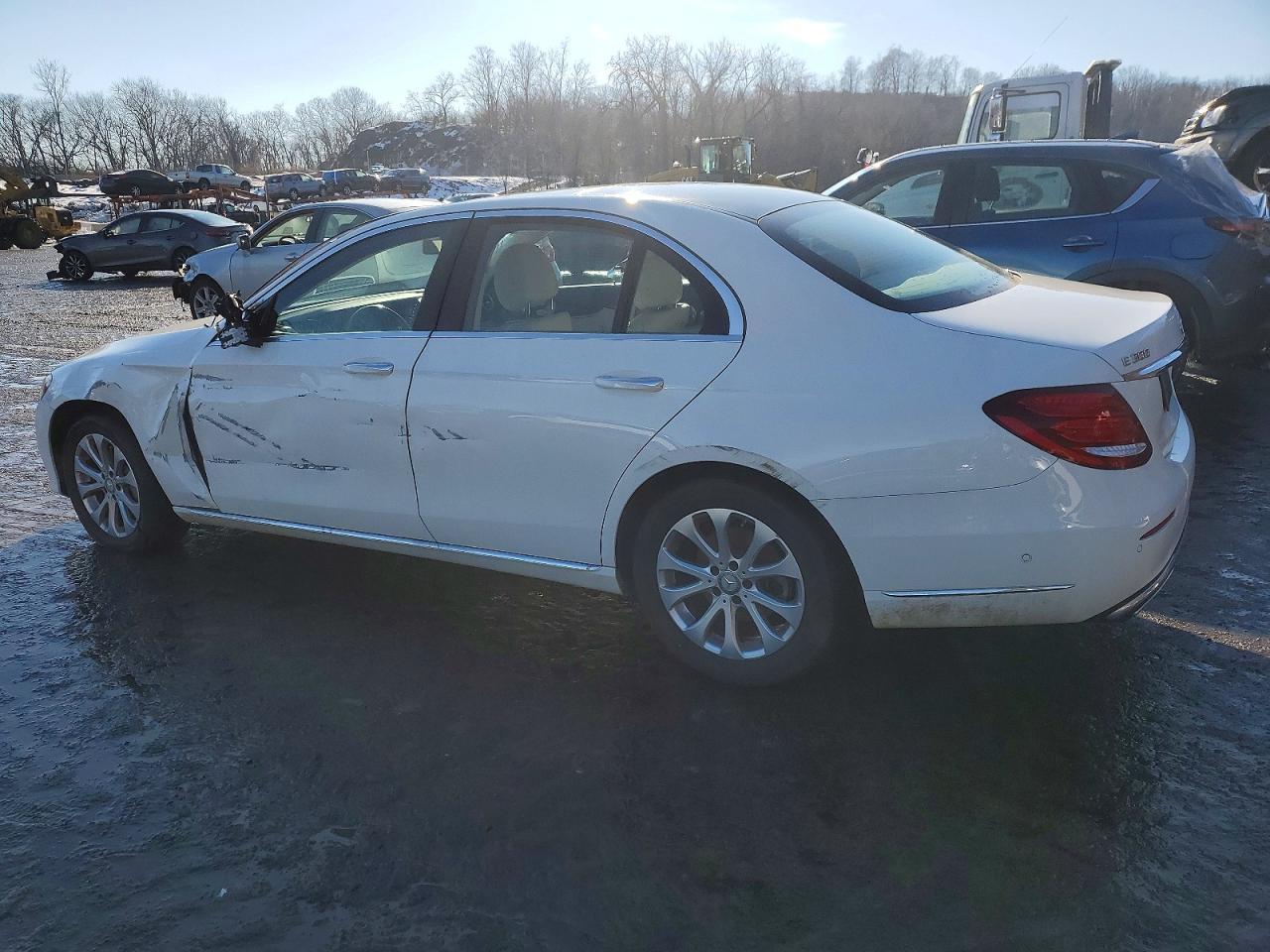 2017 MERCEDES-BENZ E-Class