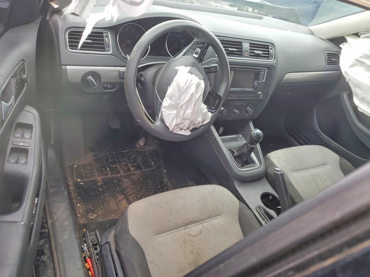 2017 VOLKSWAGEN JETTA