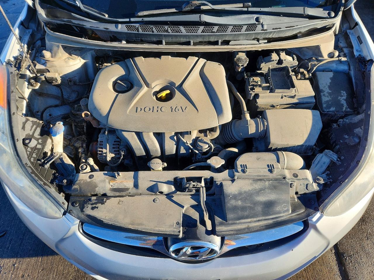 2012 HYUNDAI ELANTRA