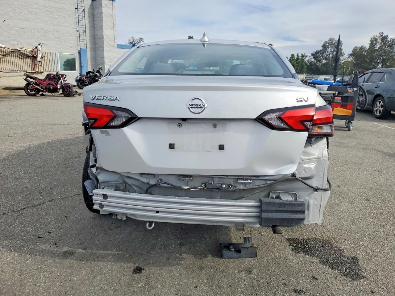 2021 NISSAN VERSA