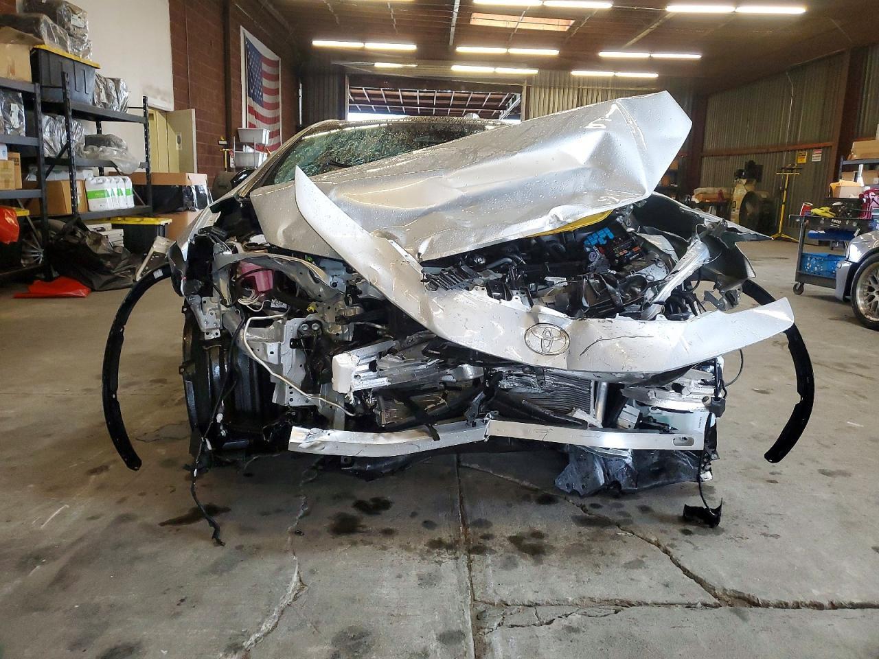 2024 TOYOTA PRIUS
