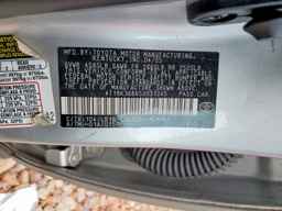 2005 TOYOTA Avalon