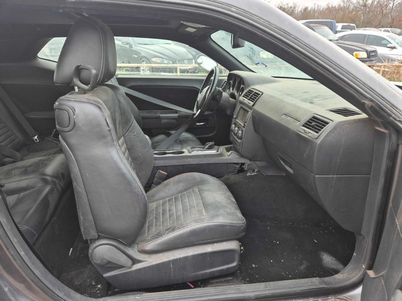 2013 DODGE Challenger