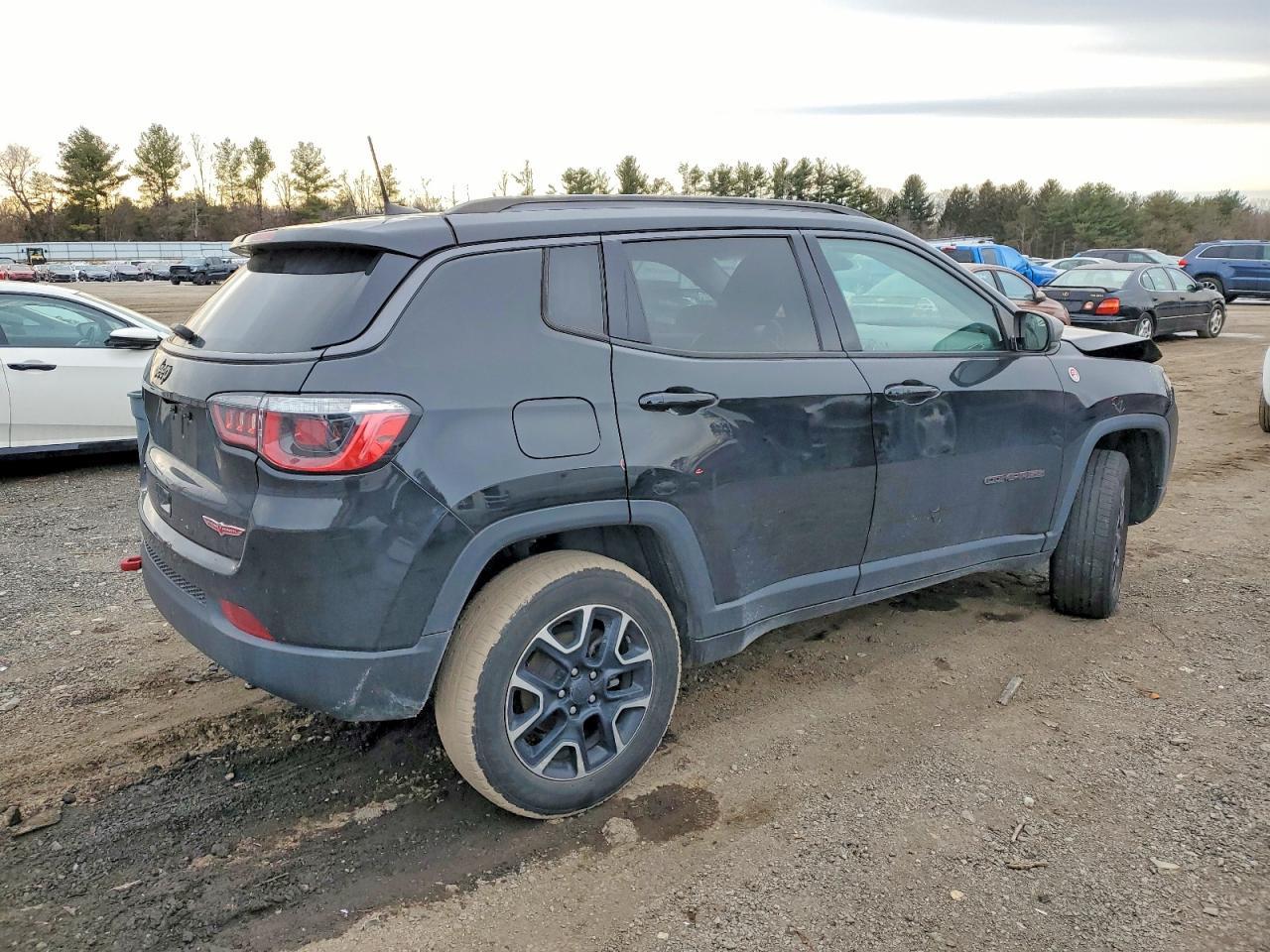 2020 JEEP Compass