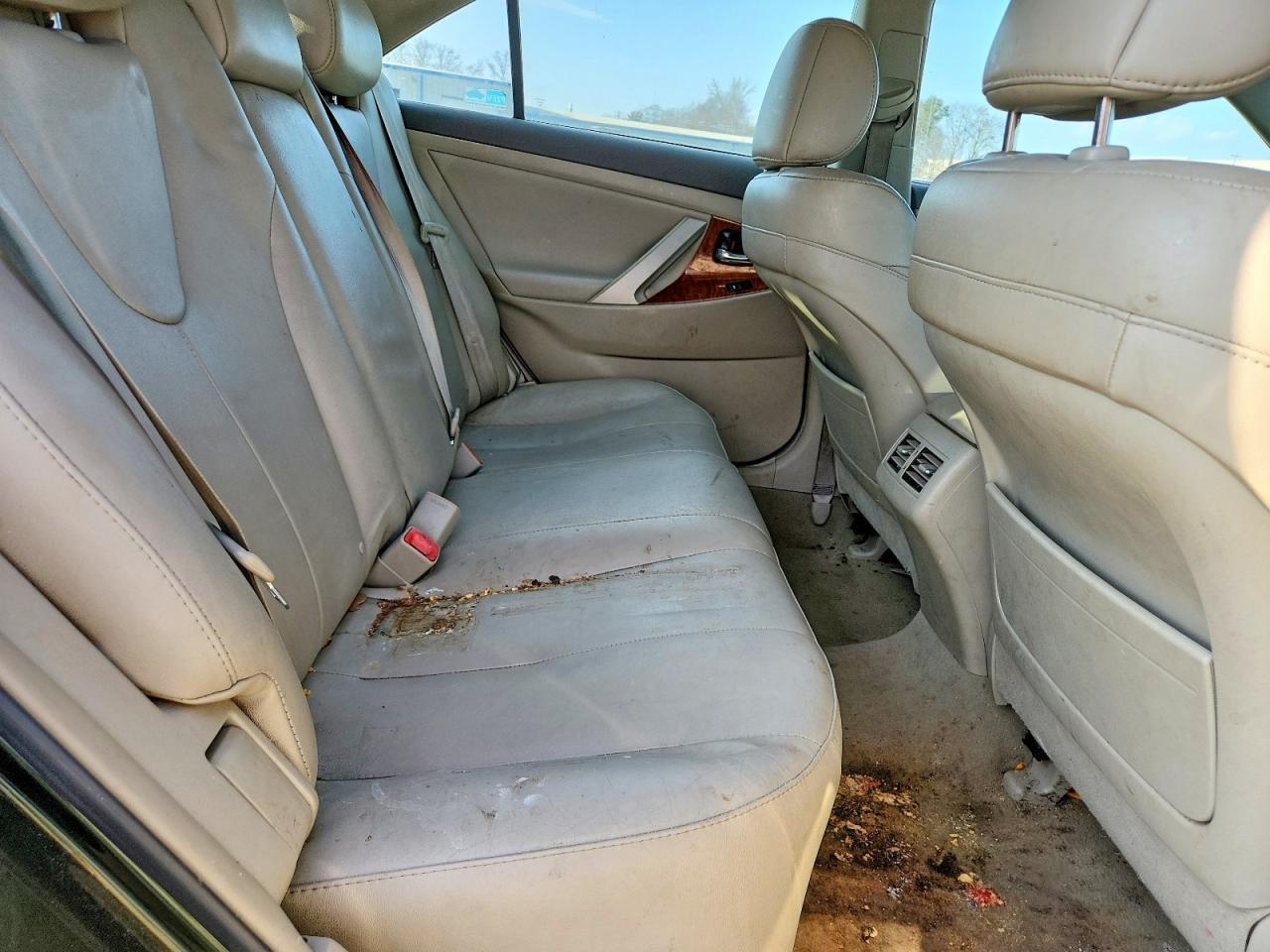 2011 TOYOTA CAMRY