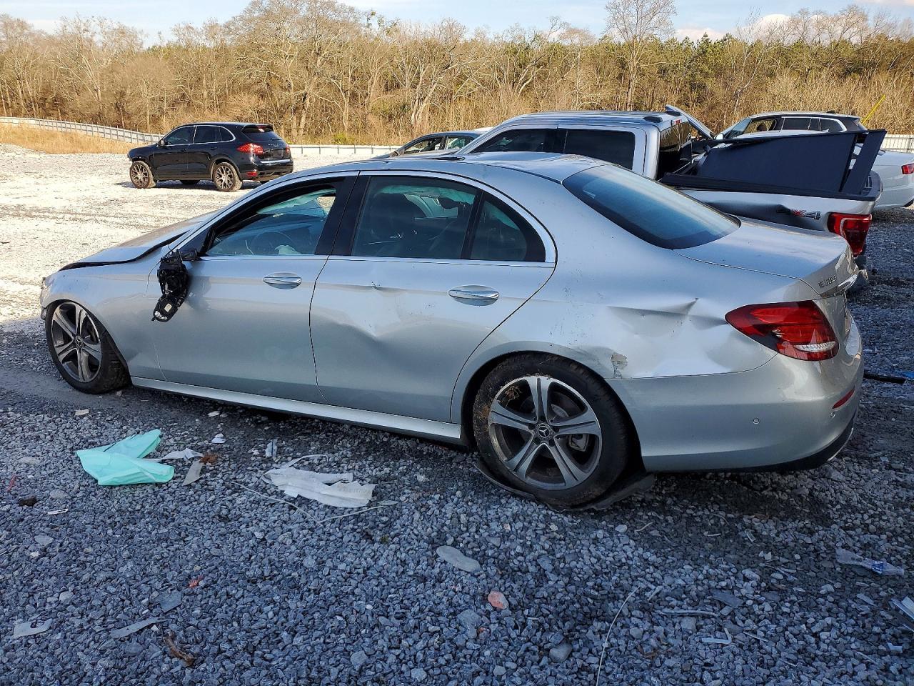 2018 MERCEDES-BENZ E-Class