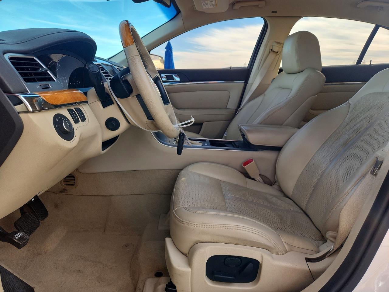 2011 LINCOLN MKS