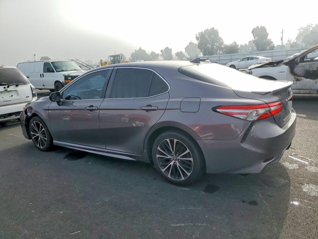 2019 TOYOTA CAMRY