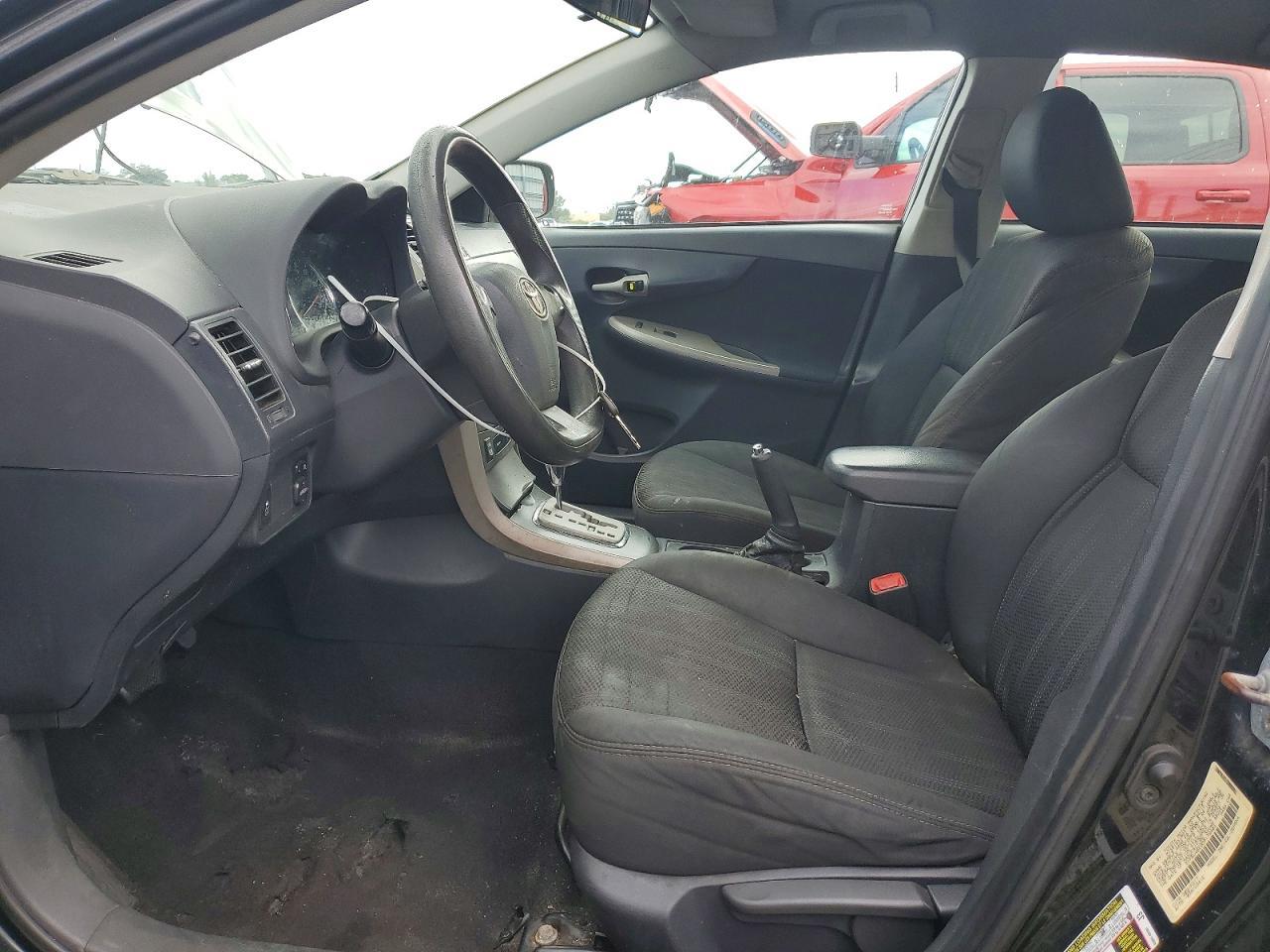 2013 TOYOTA COROLLA