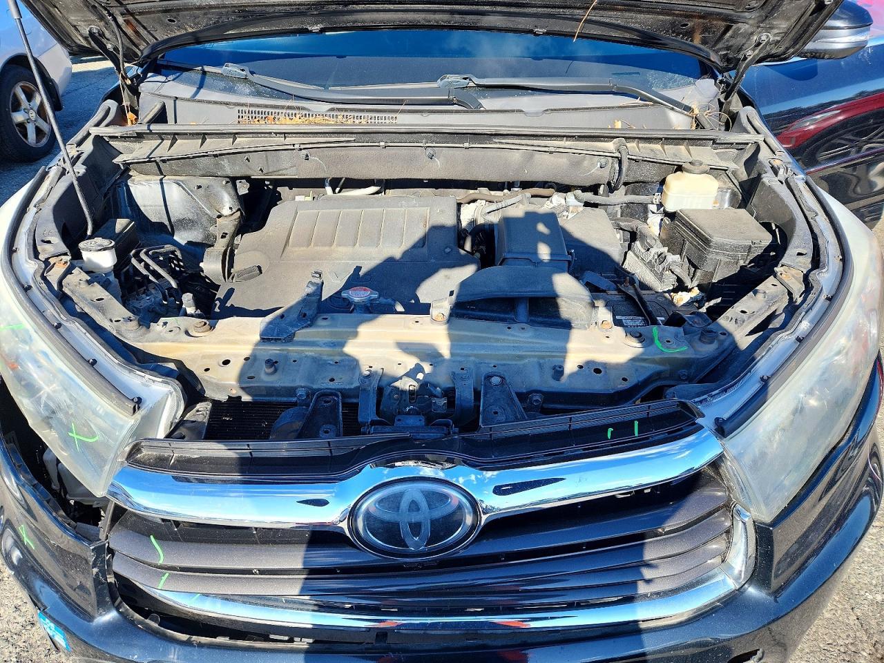 2016 TOYOTA HIGHLANDER