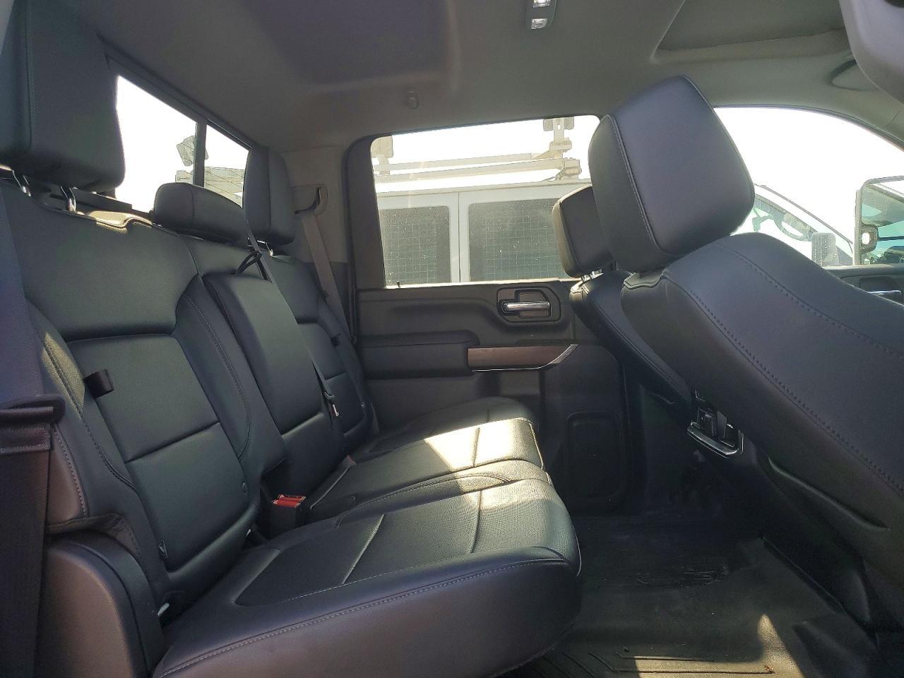 2020 GMC Sierra