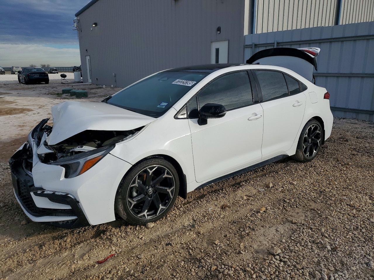 2025 TOYOTA COROLLA