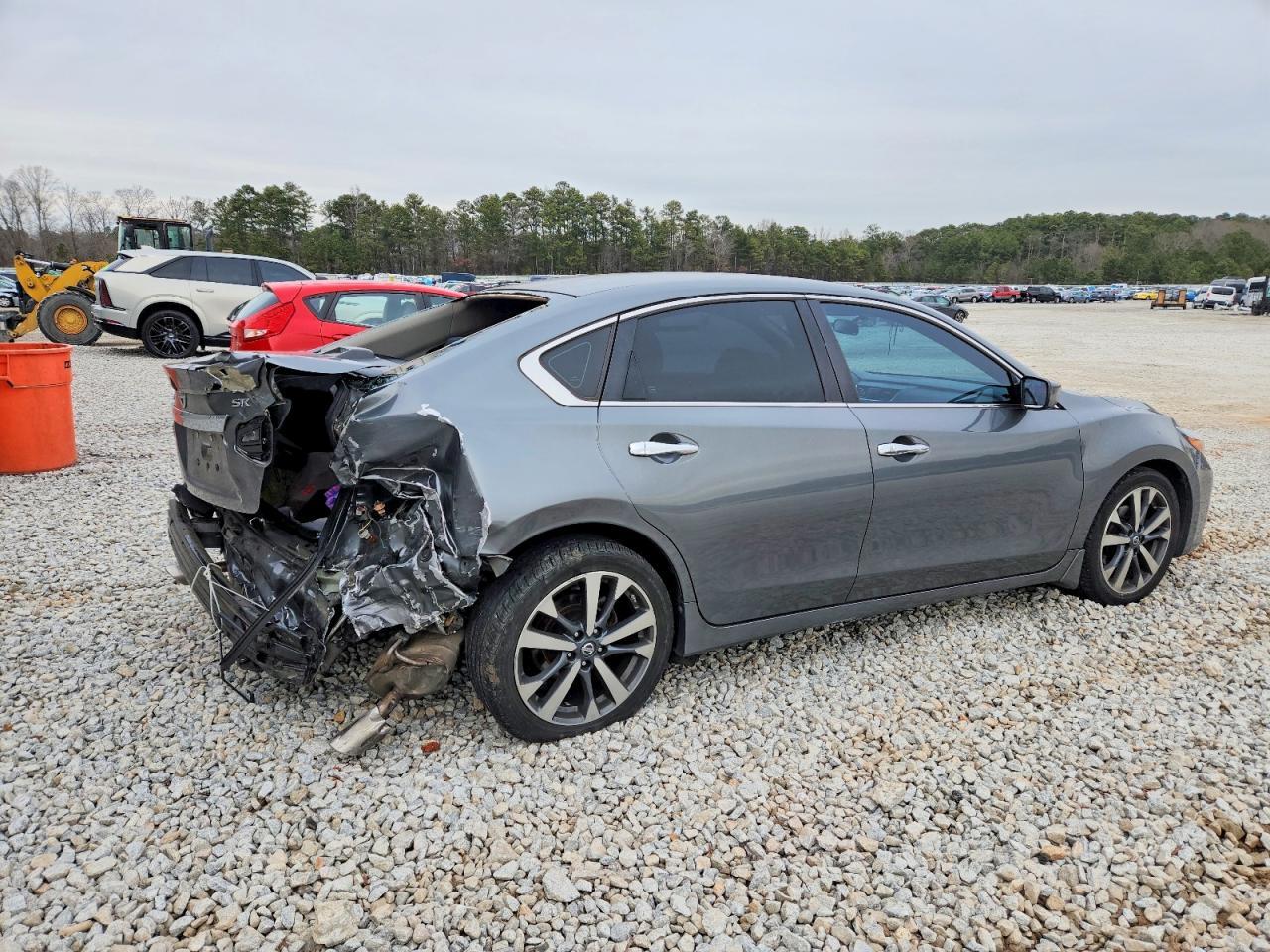 2017 NISSAN ALTIMA