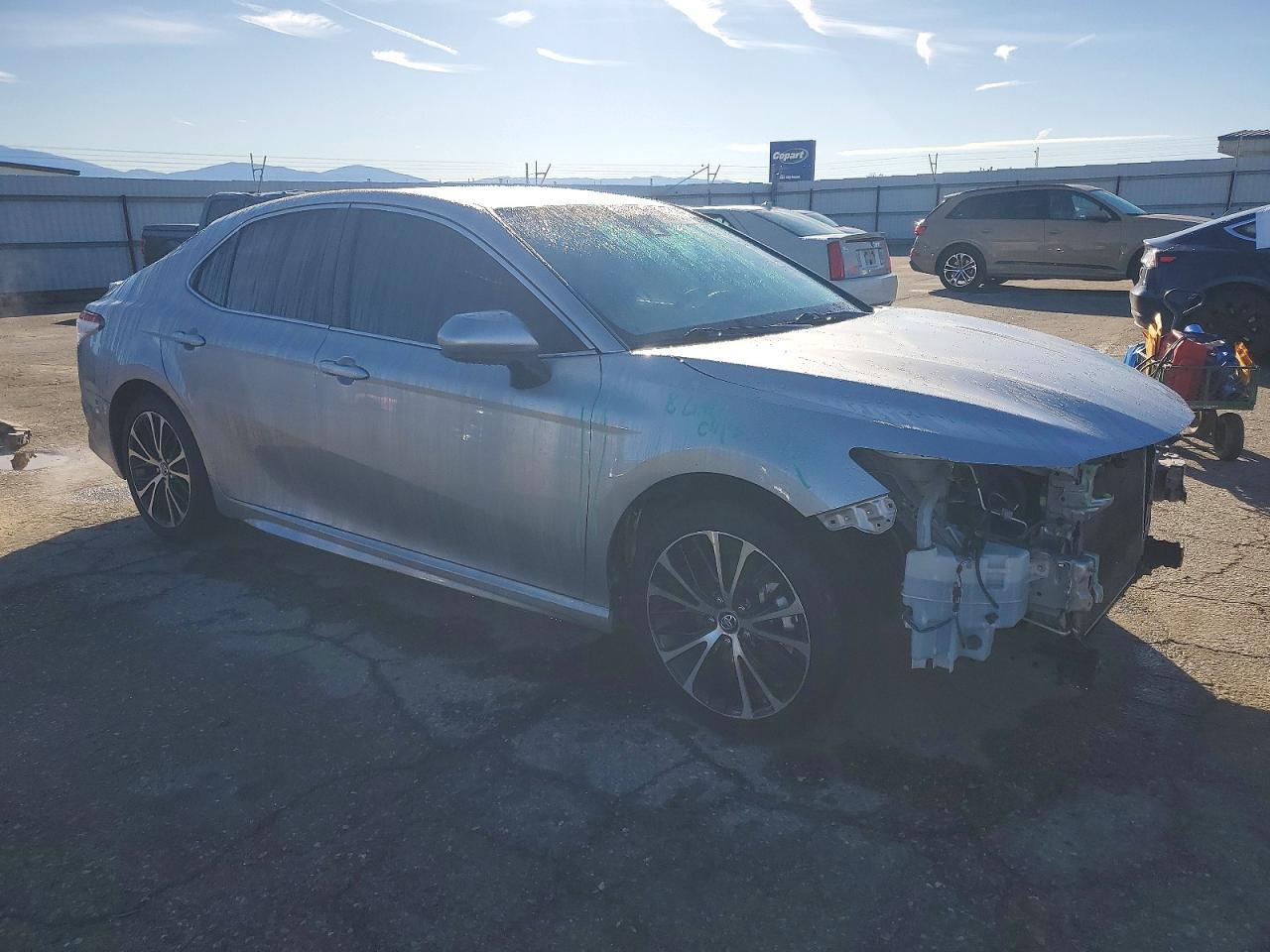 2018 TOYOTA CAMRY