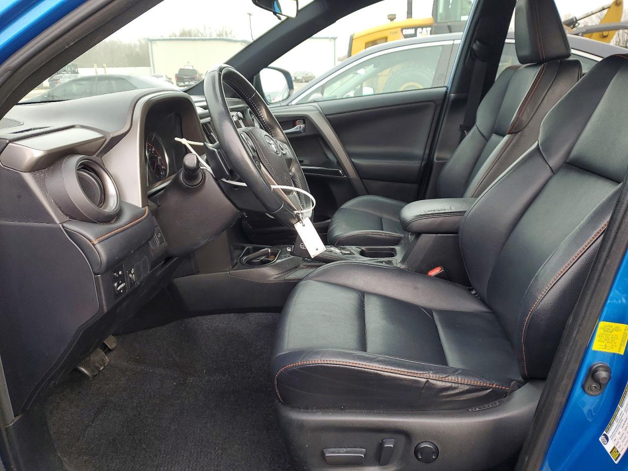 2016 TOYOTA RAV4